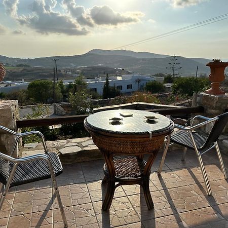 Πέτρινο Εξοχικό Σπίτι Στη Σύρο Agros (Syros) Exterior foto