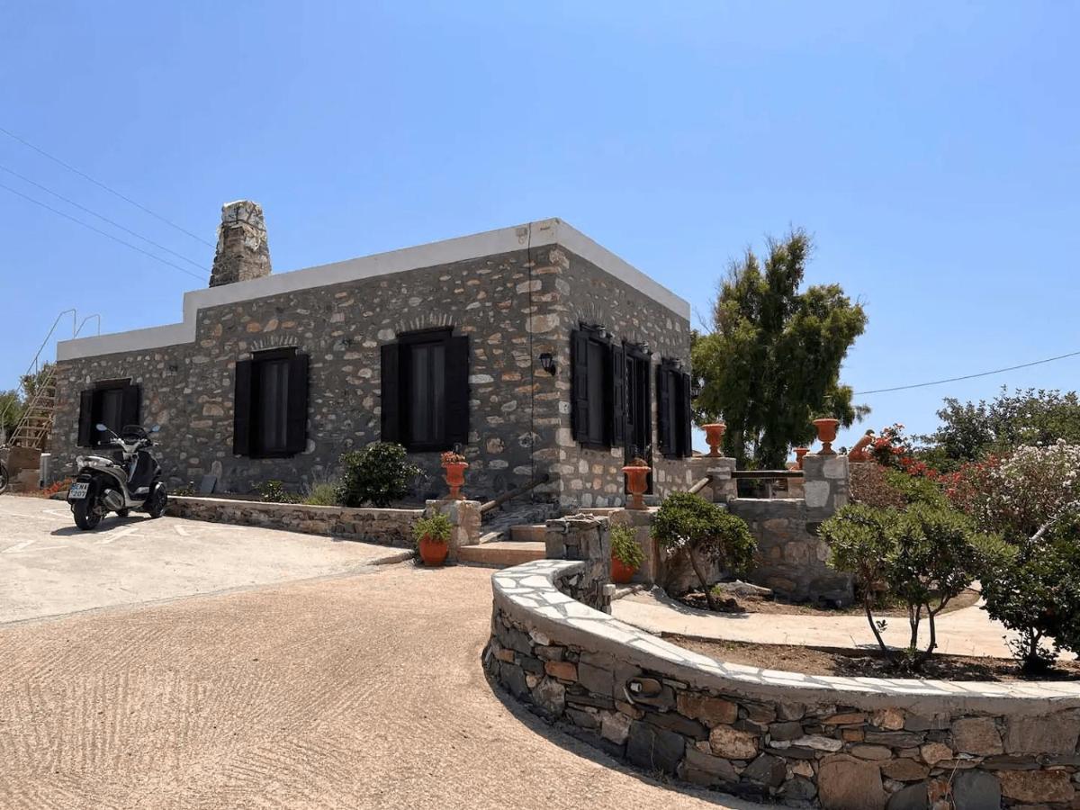 Πέτρινο Εξοχικό Σπίτι Στη Σύρο Agros (Syros) Exterior foto