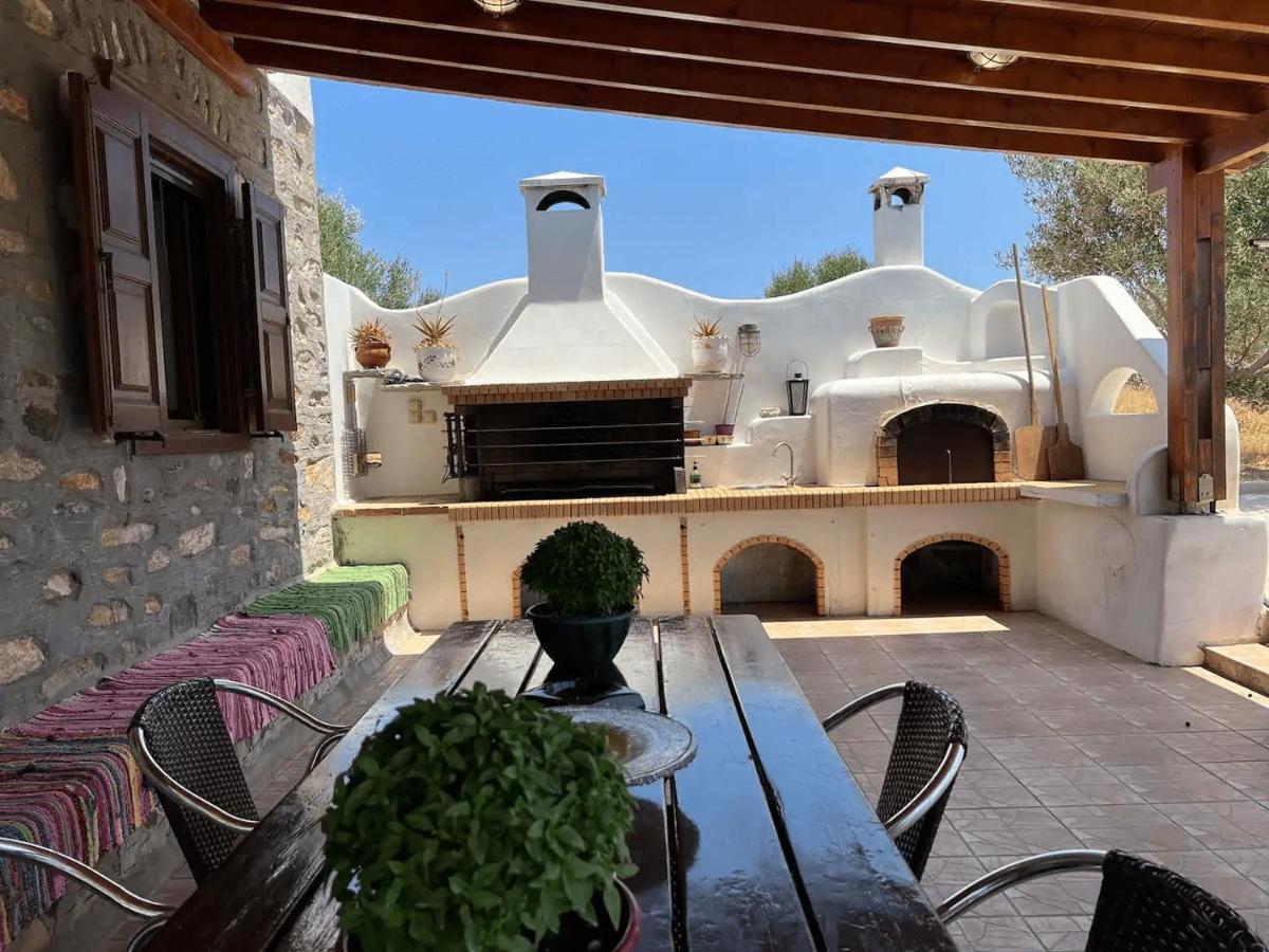 Πέτρινο Εξοχικό Σπίτι Στη Σύρο Agros (Syros) Exterior foto